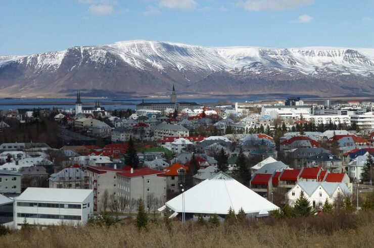 Image for Iceland: an economic miracle?