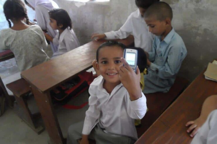 Image for Mobile technology boosts literacy