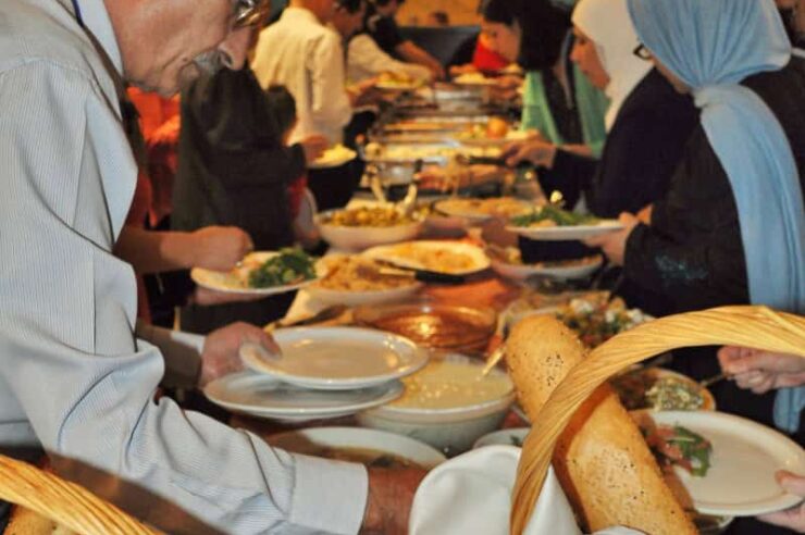 Image for Islamic and Jewish groups share Ramadan meal at Cairo synagogue