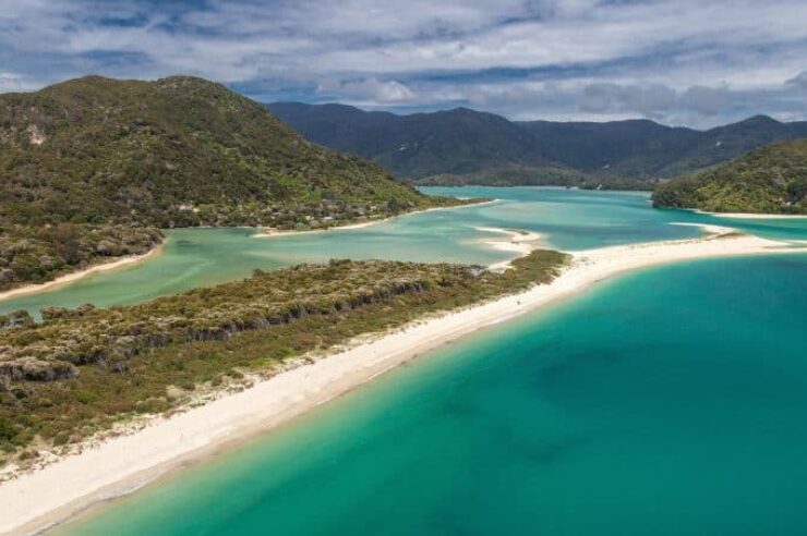 Image for Crowdfunding puts New Zealand beach in public hands