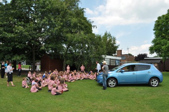 car-and-children_1571