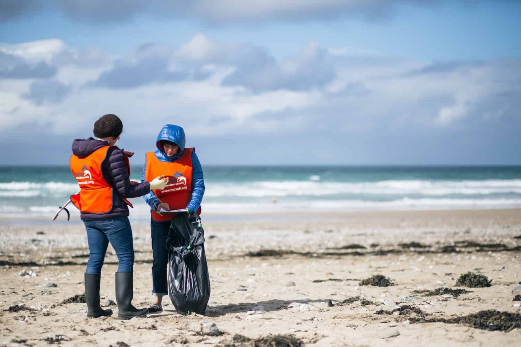 Image for Record numbers of volunteers set to clean up UK beaches this weekend