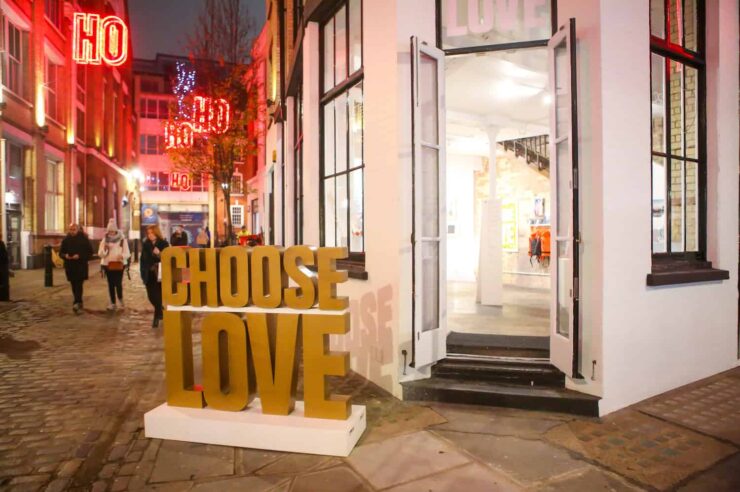 Image for The London shop that sells Christmas gifts for refugees