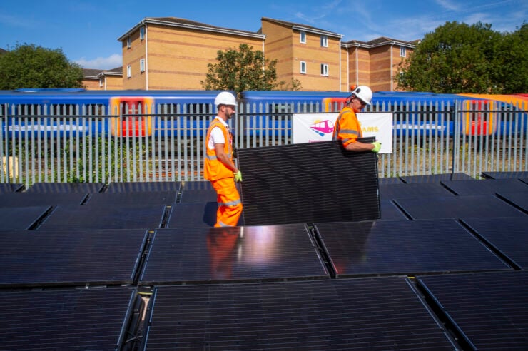 Image for New solar rig to drive rail line directly with renewable power