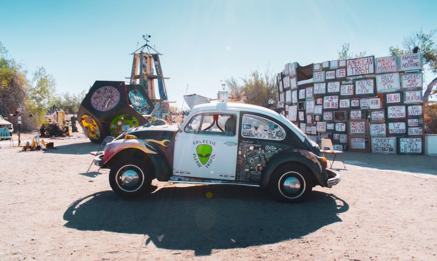 Slab City's anarchist architecture