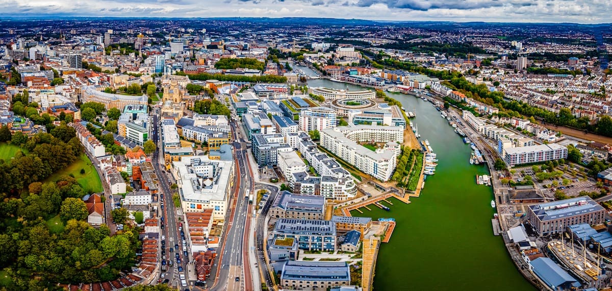 The Bristol Council Estate Building England s Largest Wind Turbine 
