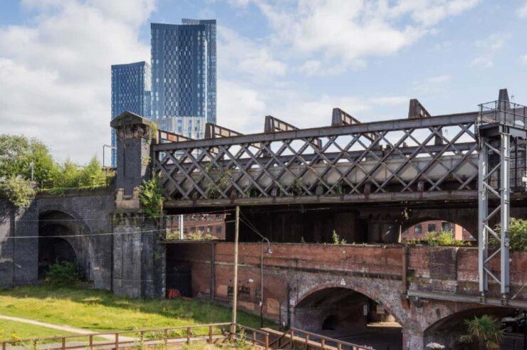 Image for Video: how an abandoned bridge in Manchester became a thriving park