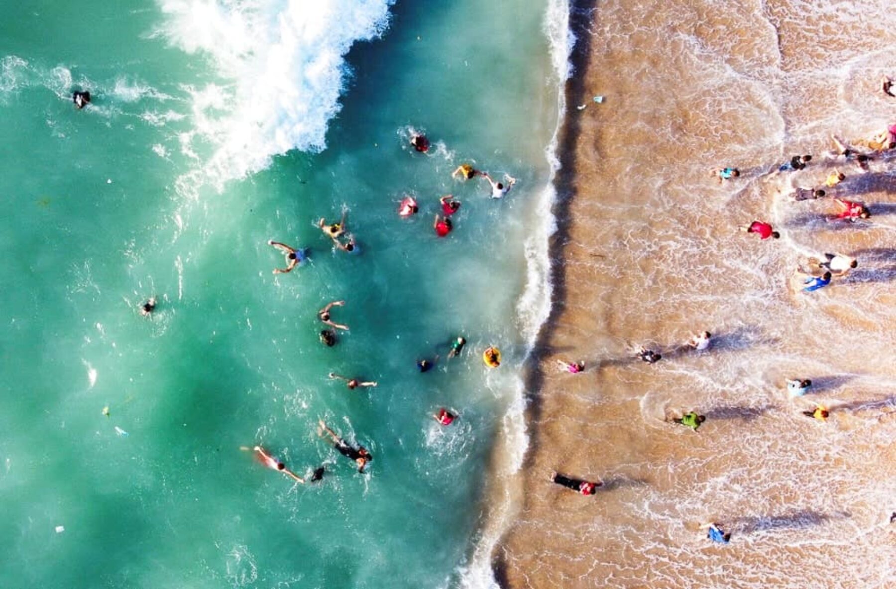 Image for Gazans flock back to beaches that once came with a health warning