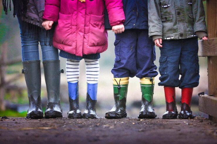 Image for As Ireland’s smartphone school ban is approved, the town where it all began