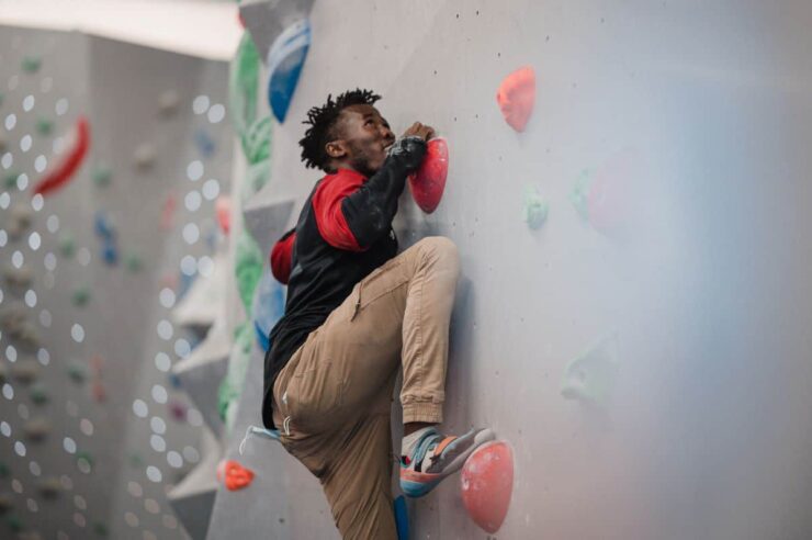 Image for Hanging tough: the free climbing sessions for refugees and asylum seekers