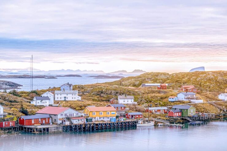 Image for The remote Arctic island, saved by an unshakeable community spirit