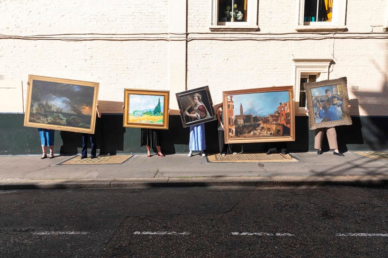 Image for National Gallery takes art to town centres