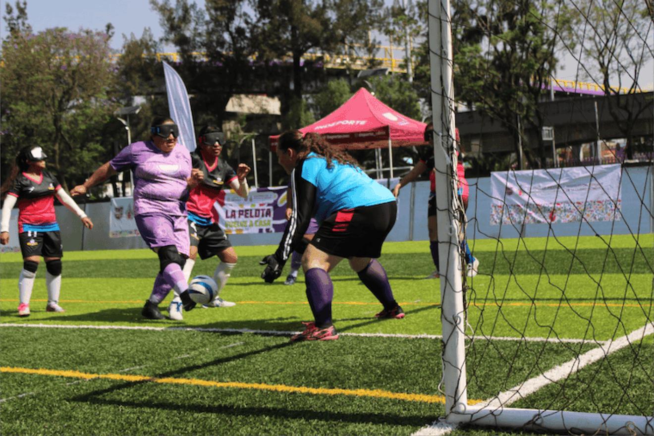 Image for The blind football team opening up the world for women in Mexico